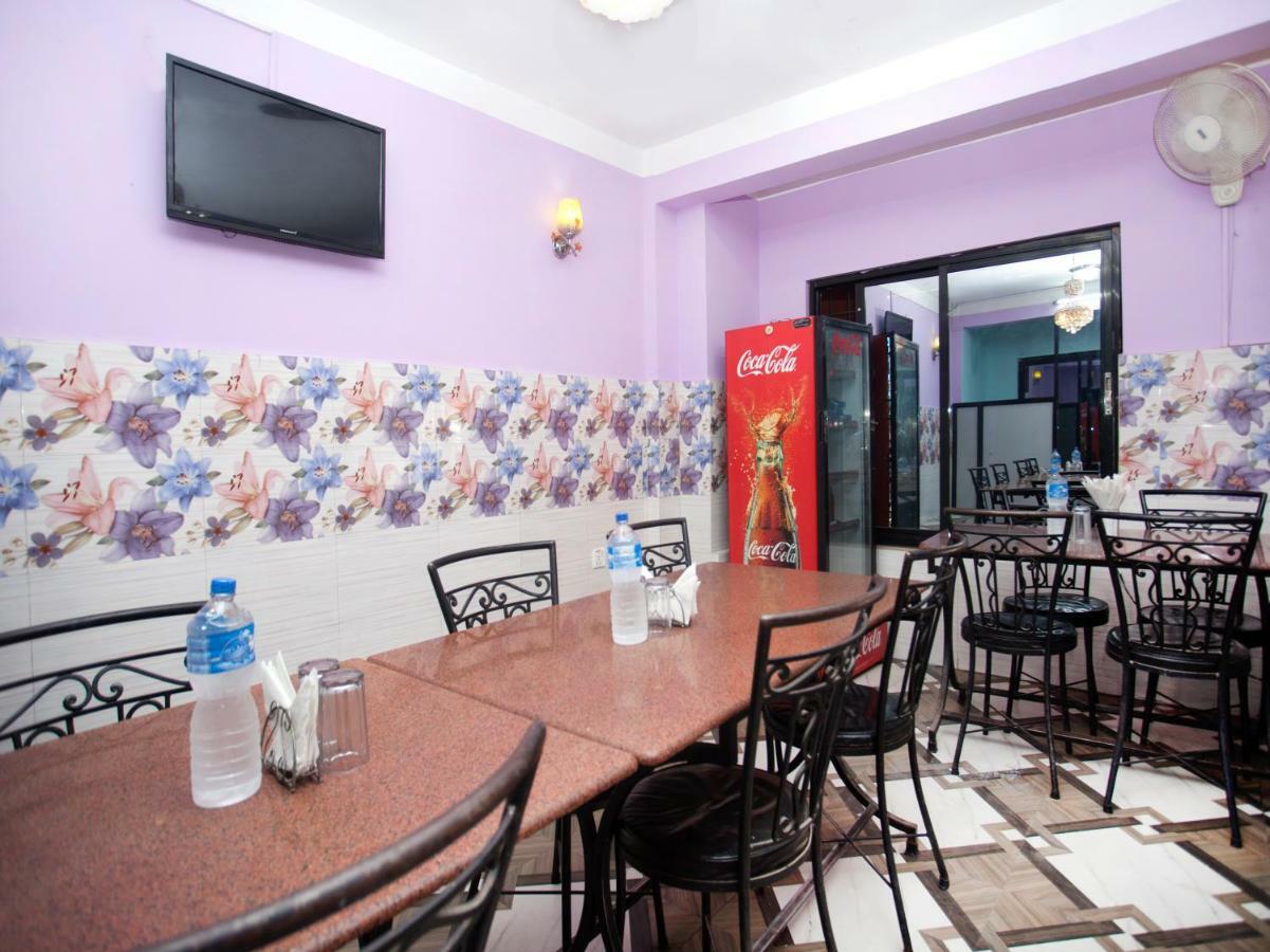 Allied Hotel Balaju Екстер'єр фото