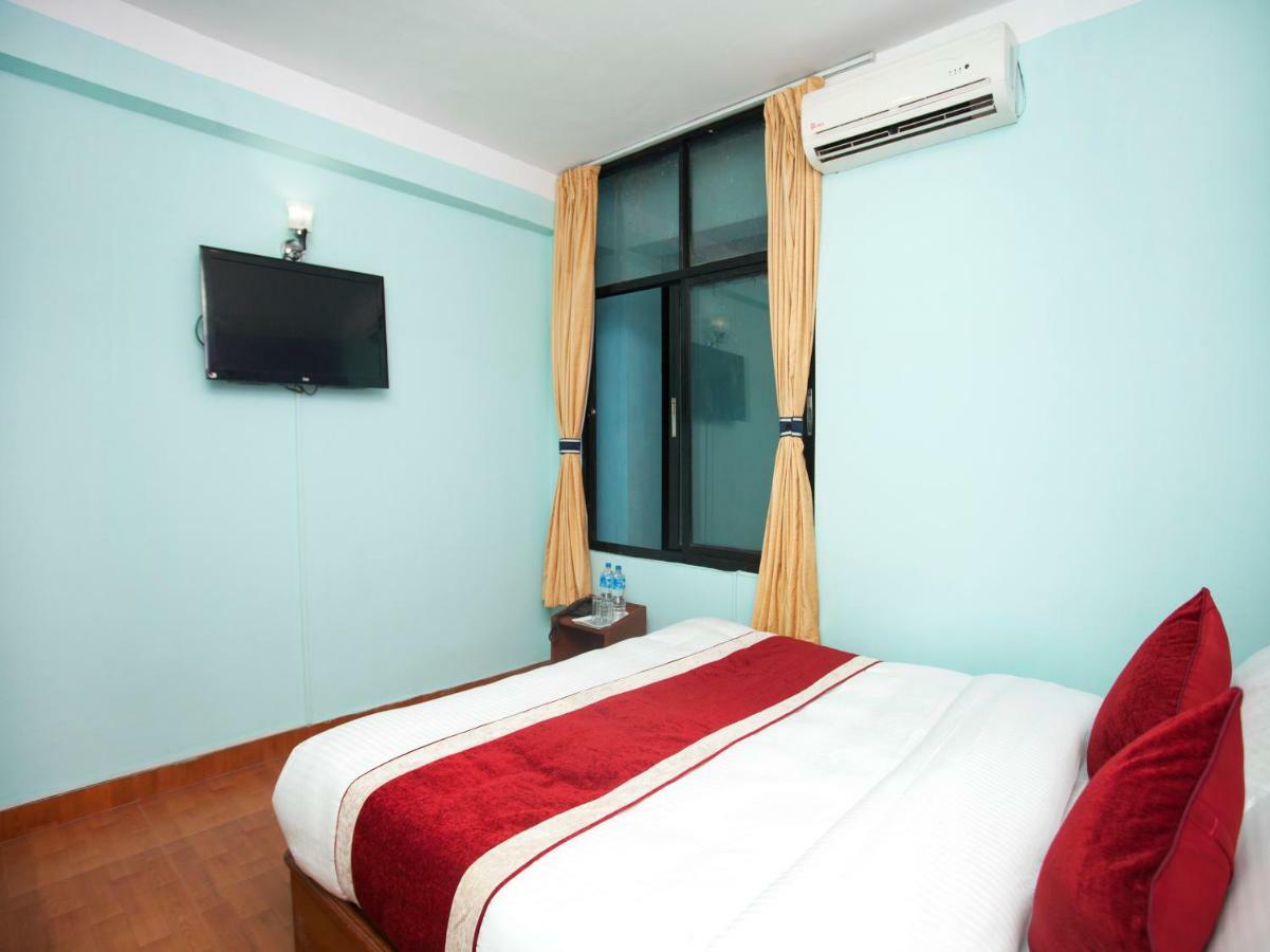 Allied Hotel Balaju Екстер'єр фото