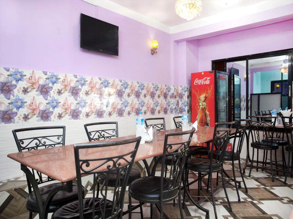 Allied Hotel Balaju Екстер'єр фото